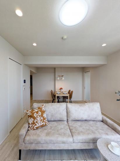 西戸山タワーホウムズセントラルタワー-4-リビング