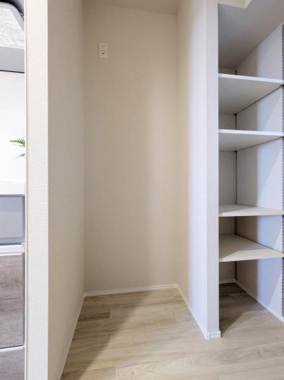 西戸山タワーホウムズセントラルタワー-19-収納