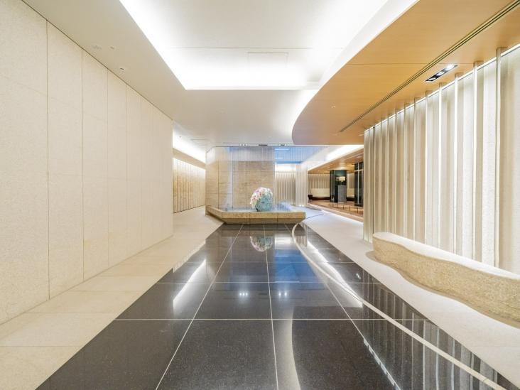 ライオンズ外苑の杜-12-エントランス