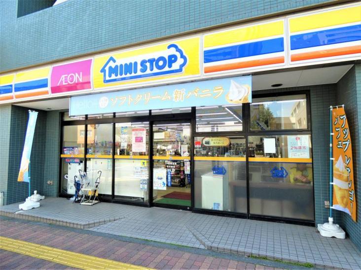 パークナード春日ヒルズ-47-コンビニ