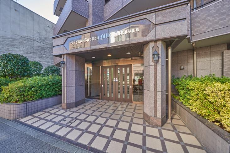 ライオンズガーデンヒルズ白山-3-エントランス