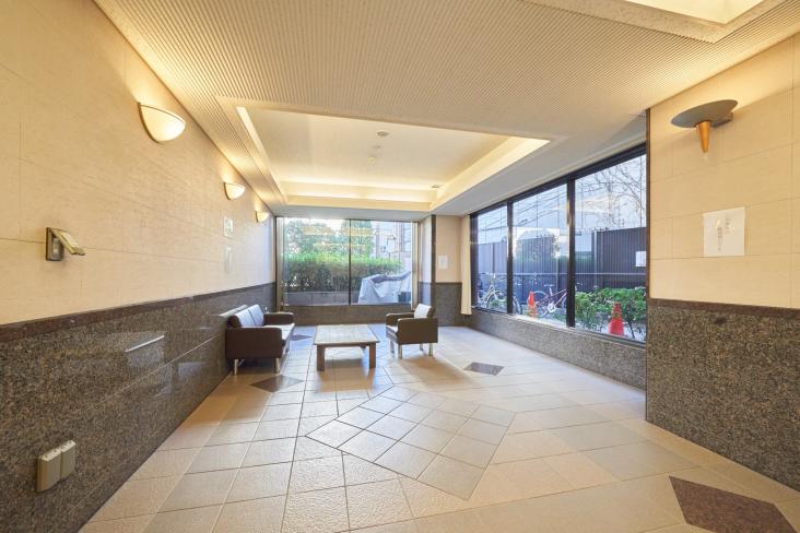 ライオンズガーデンヒルズ白山-7-ロビー