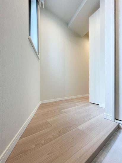 ディオレ西新宿-16-玄関