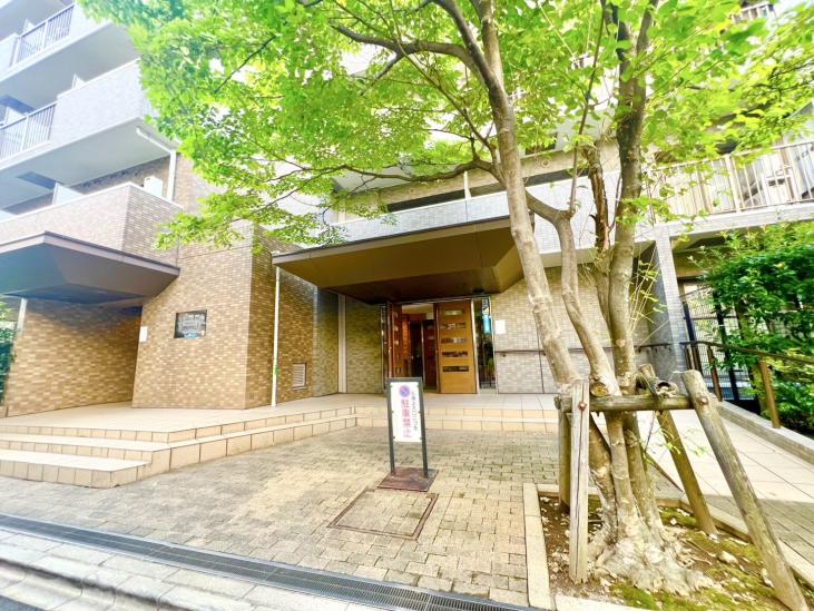 メゾンエクレーレ新宿西戸山-4-エントランス