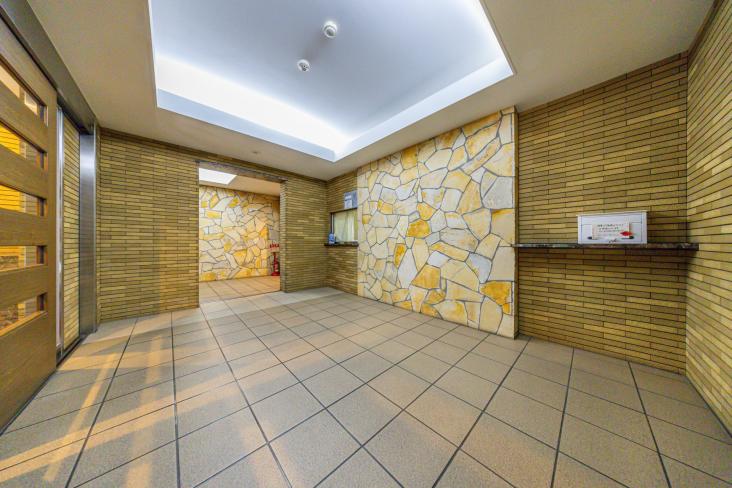 メゾンエクレーレ新宿西戸山-18-エントランス