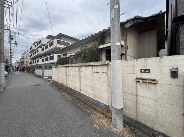 鷺宮一丁目　古屋付き土地-2-前面道路含む外観