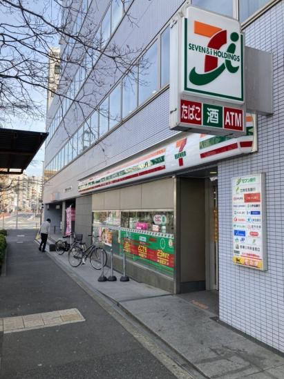 ドルチェ東新宿-51-コンビニ