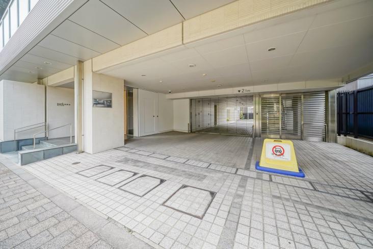 パークリュクス西新宿-15-エントランス