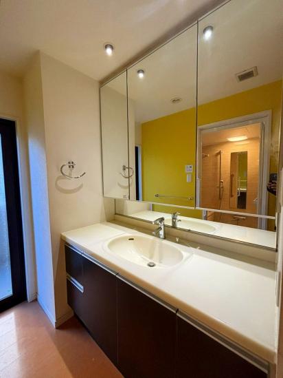 グラツィオーソ西荻窪-9-洗面