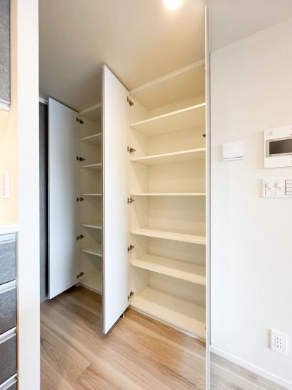 クレヴィア新宿中落合EAST-4-収納