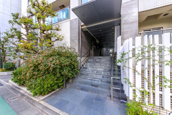 アージュ薬王寺-22-エントランス