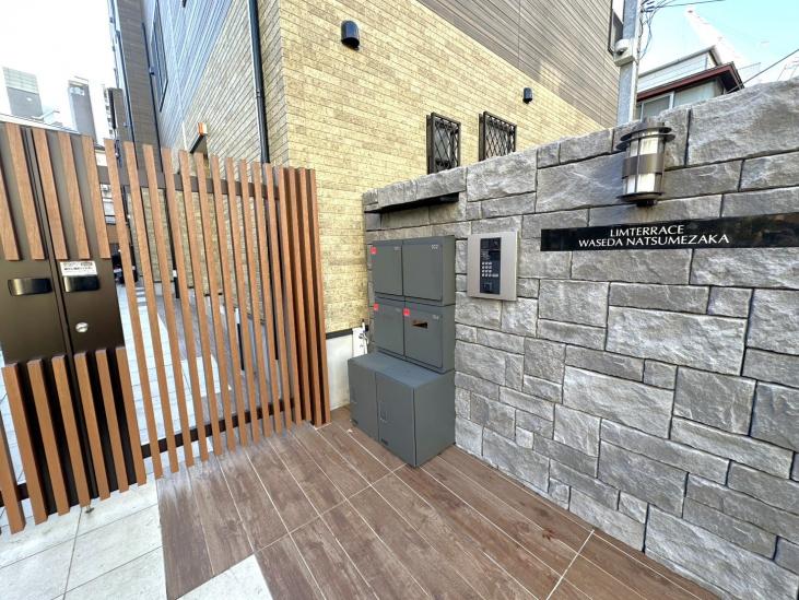 リムテラス早稲田夏目坂-4-エントランス