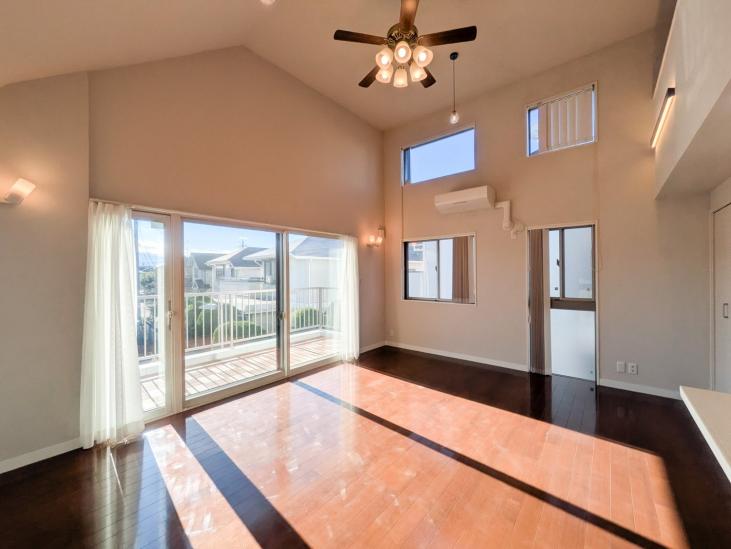 成城八丁目戸建-5-リビング