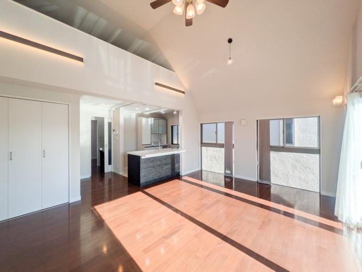 成城八丁目戸建-6-リビング