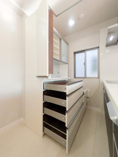 成城八丁目戸建-14-キッチン