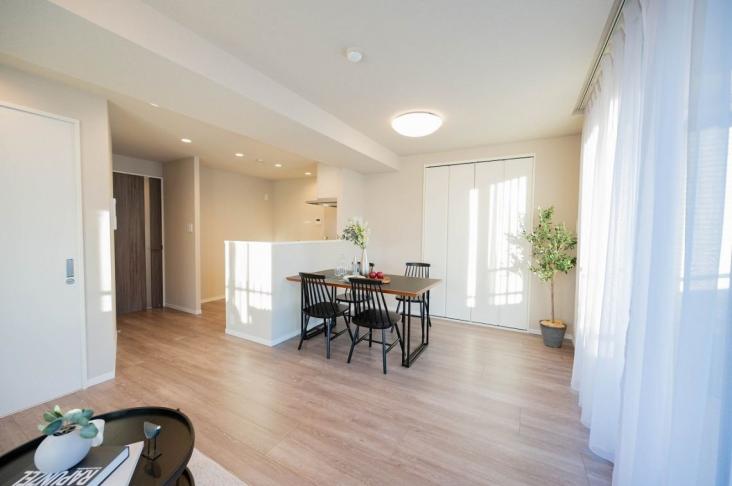 エス・バイ・エルマンション信濃町-3-リビング