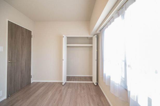 エス・バイ・エルマンション信濃町-6-収納