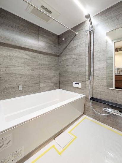 レグノ・セレーノ-18-バス