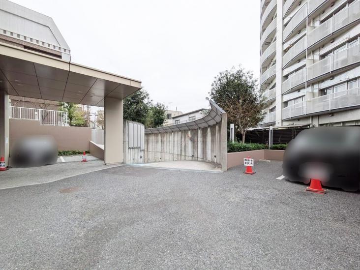 レグノ・セレーノ-38-駐車場