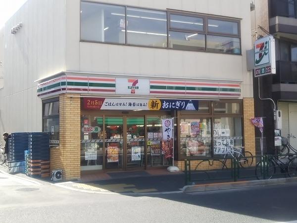 レグノ・セレーノ-48-コンビニ