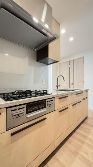 パークタワー西新宿-13-キッチン