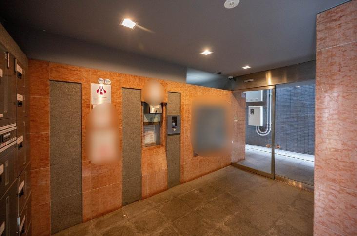 エクセルシオール新宿西戸山-3-エントランス