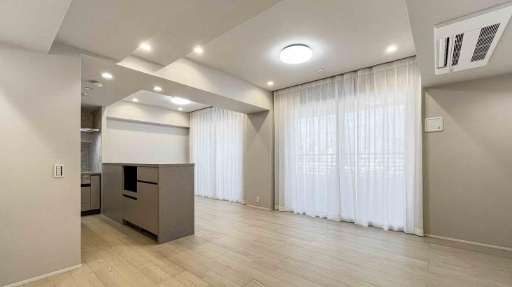 プラウド新宿御苑エンパイア-3-リビング