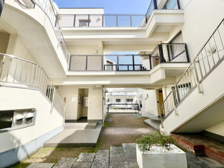 ストークプラザ諏訪台-4-エントランス