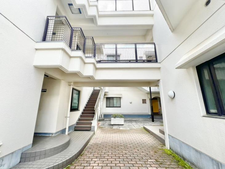 ストークプラザ諏訪台-5-エントランス