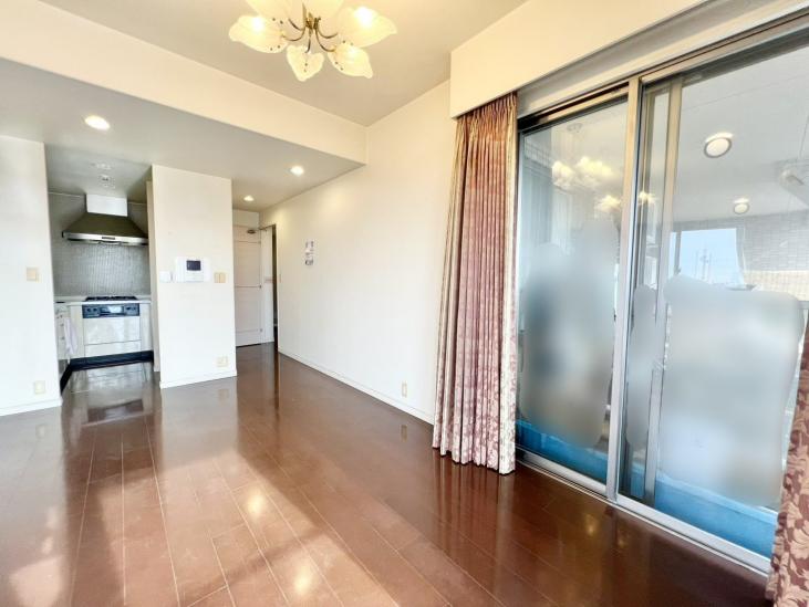 サーパス芦花公園-8-リビング