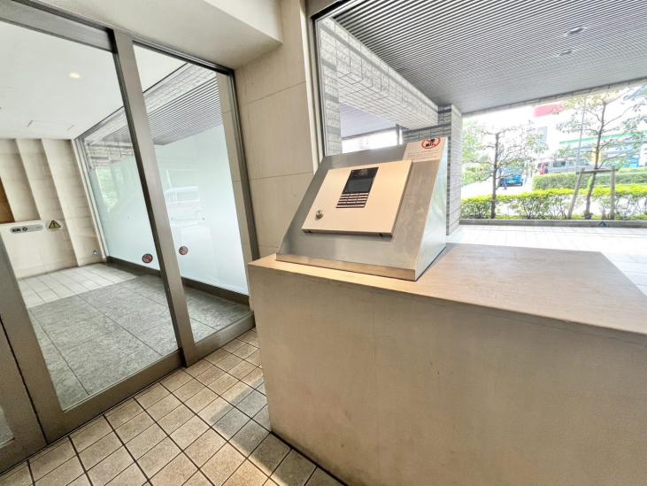 サーパス芦花公園-17-エントランス