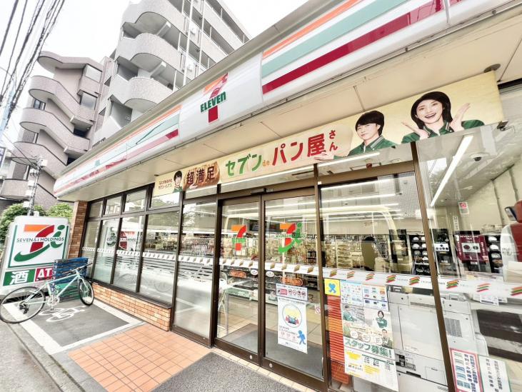 サーパス芦花公園-32-コンビニ