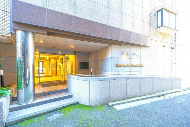 ライオンズマンション山吹町-14-エントランス