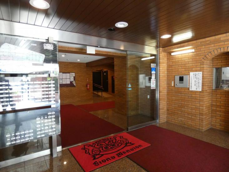 ライオンズプラザ南太田-3-エントランス