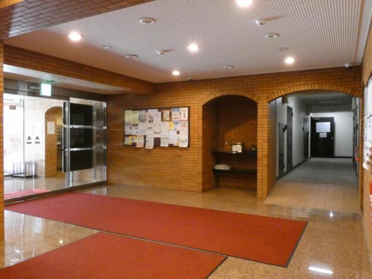 ライオンズプラザ南太田-4-エントランス