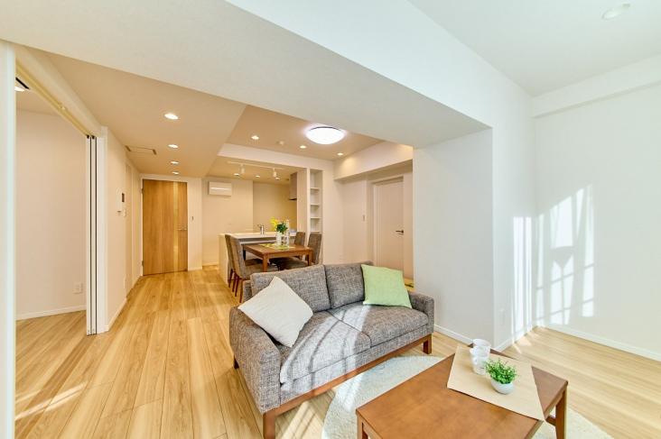 プロムナード仲町台　9号棟-15-リビング