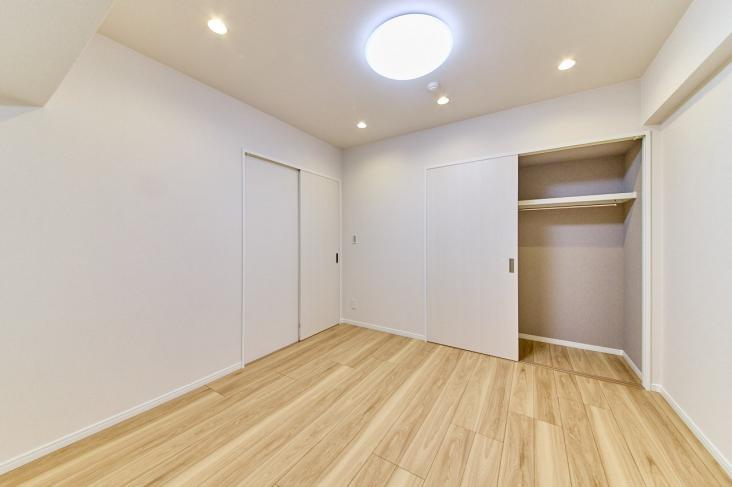 プロムナード仲町台　9号棟-22-室内