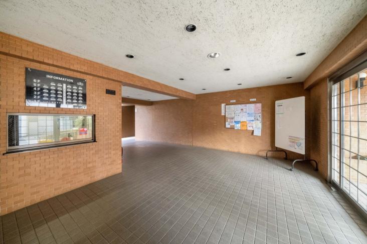 ホーユウパレス横浜西谷-11-エントランス