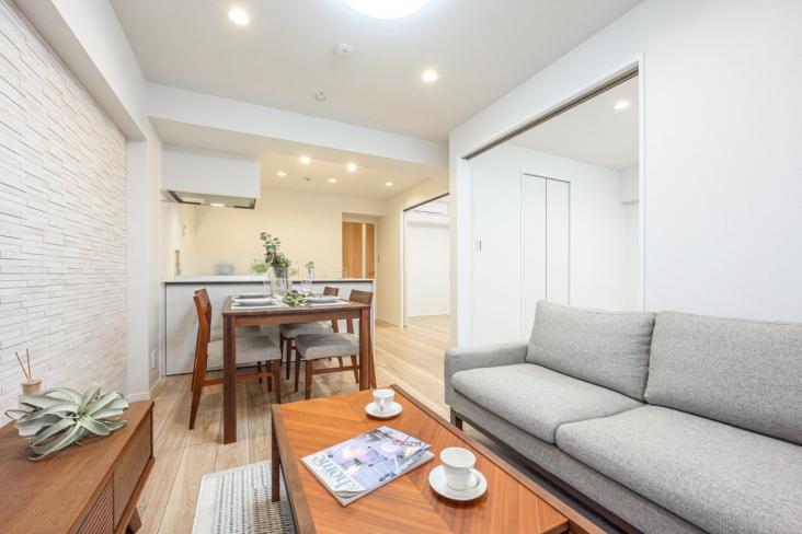 常和綱島サンハイツ-18-リビング