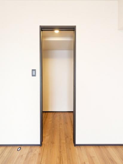 シルエタワーヨコハマ-13-室内