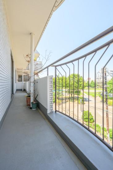 グレイス蒔田公園-10-バルコニー