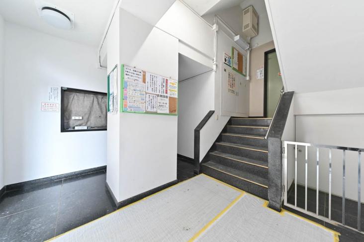 星川シュロス-14-エントランス