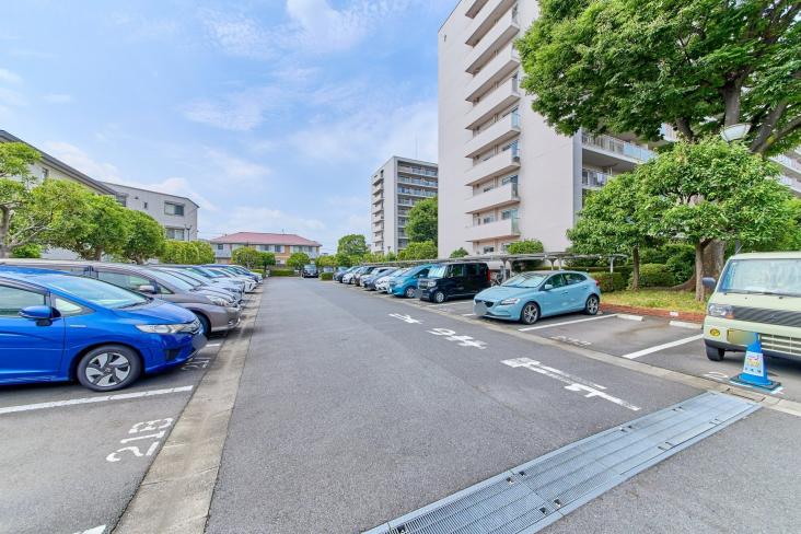 大倉山ハイム　７号棟-12-駐車場
