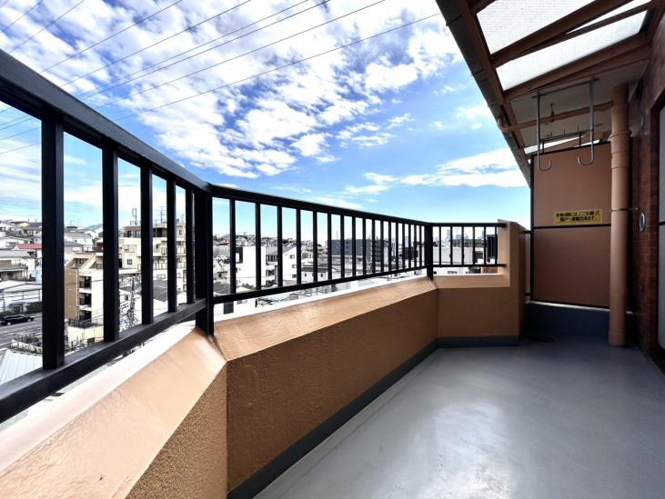 ライオンズマンション岸根公園-11-バルコニー