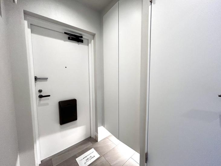 ライオンズマンション岸根公園-26-玄関