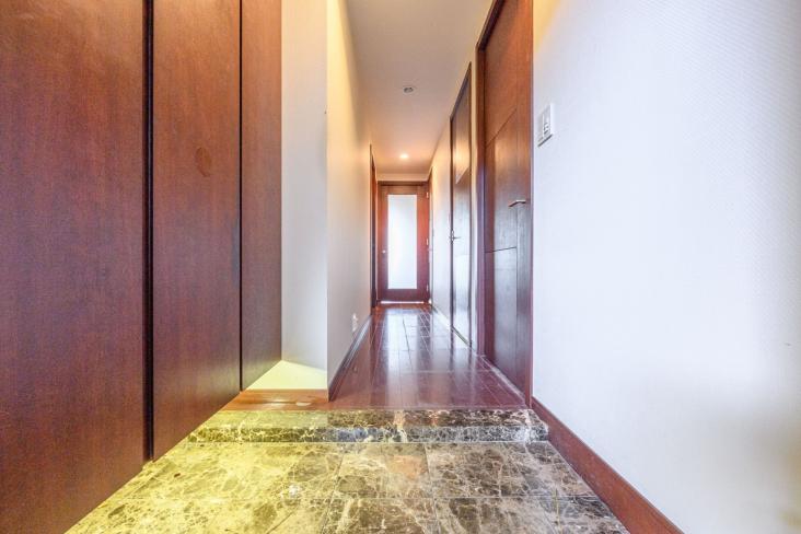 クオス横濱山手-17-玄関