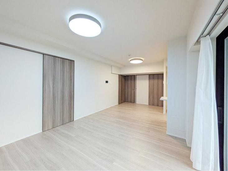 プレミスト横濱反町-3-リビング