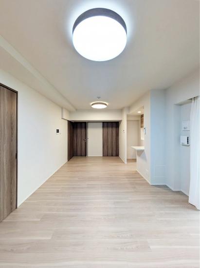 プレミスト横濱反町-4-リビング