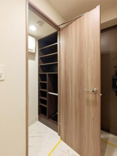 プレミスト横濱反町-33-収納