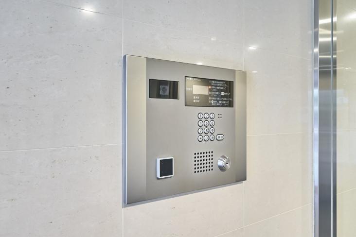 クレアホームズ横浜根岸-5-エントランス